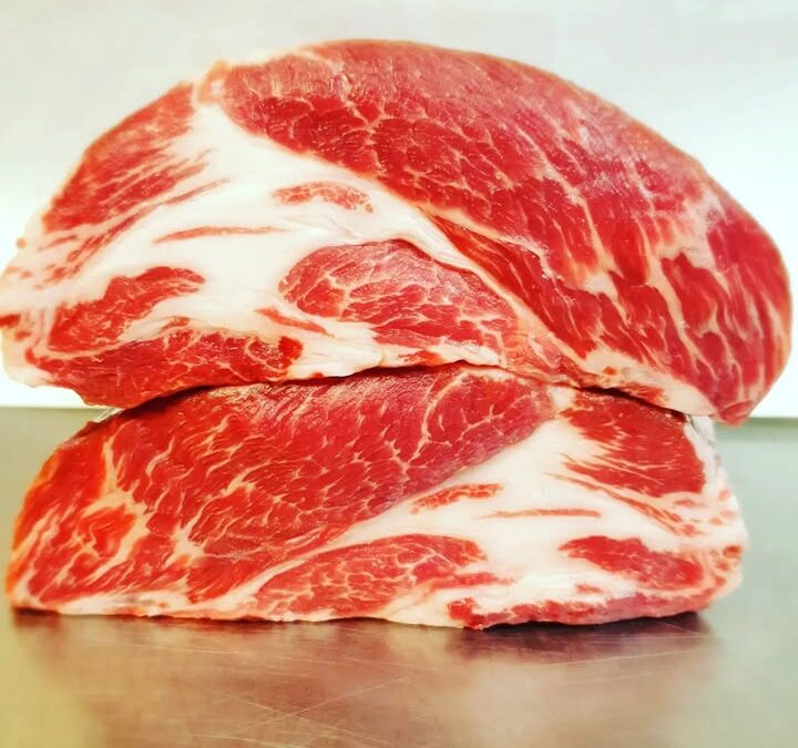 Saját tenyésztésű biotakarmányon nevelt mangalica tarja.