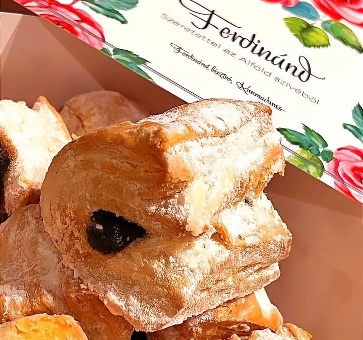 Mangalica hájas házi szilvalekvárral, mint egy könyv, ahogy szépen kinyílik, az íze is oly…
