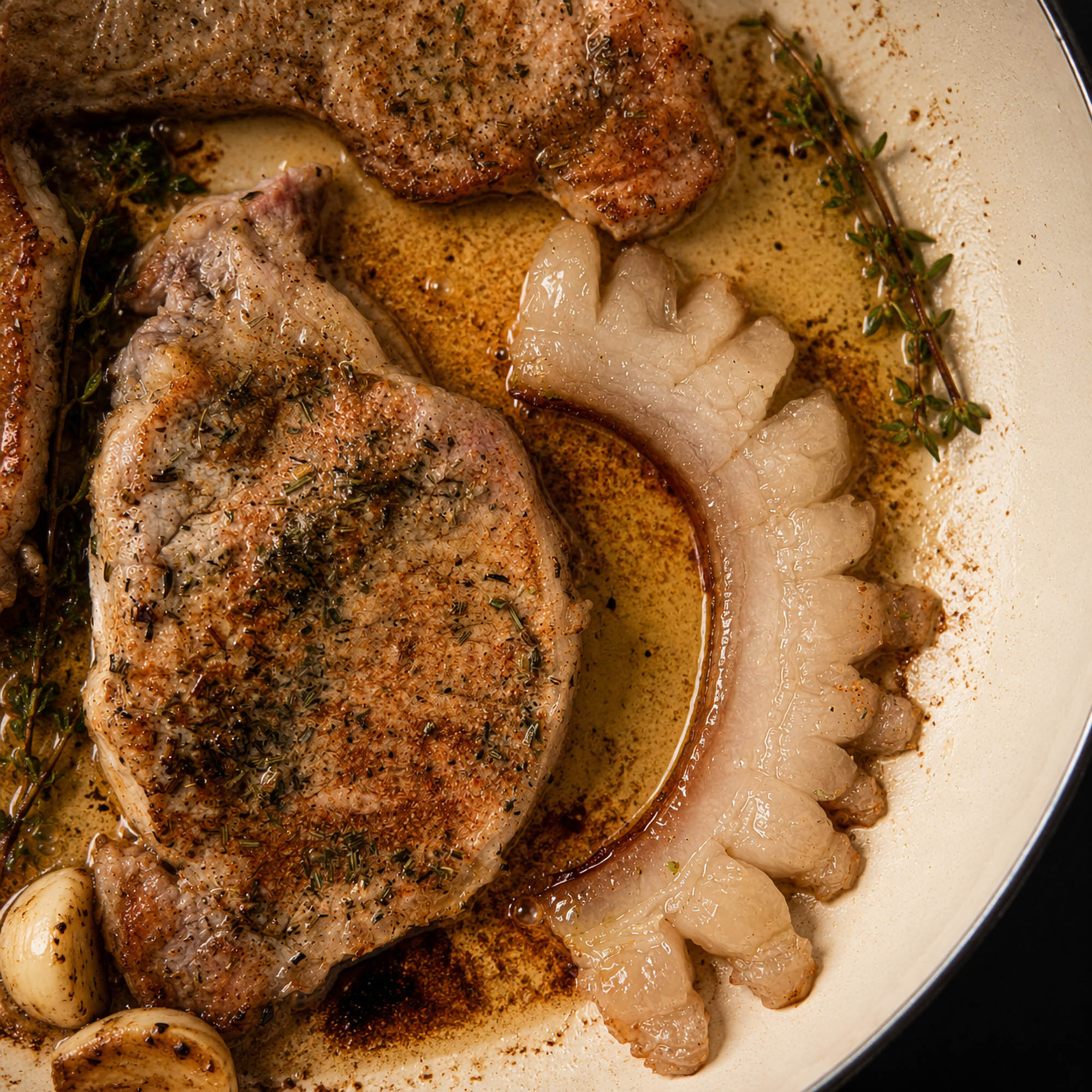 Szuvidált T-bone steak (fűszerezett)